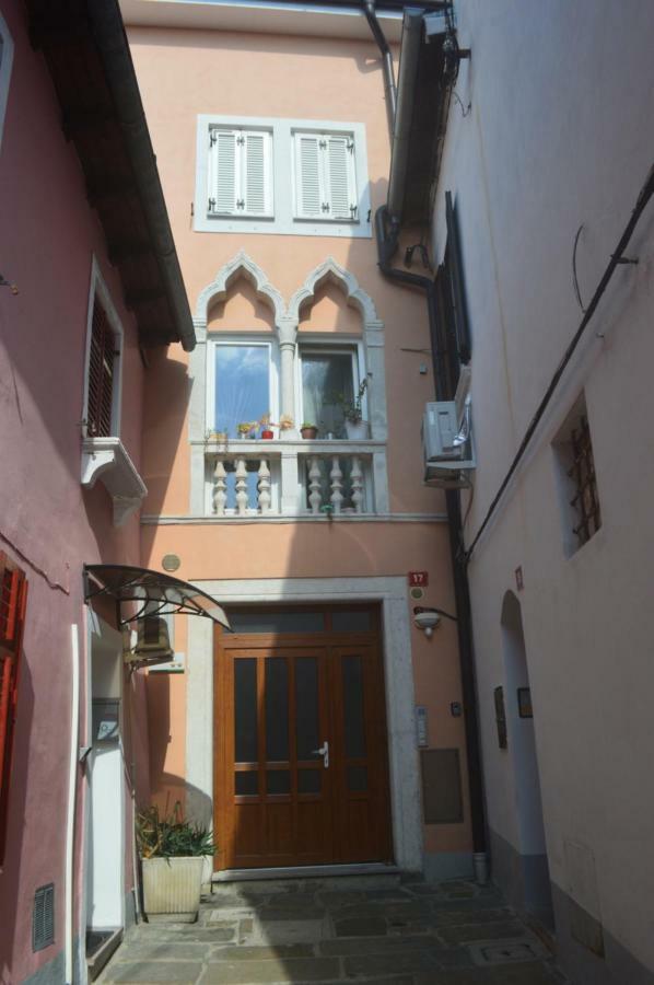 Apartment Terra, Koper Center Εξωτερικό φωτογραφία